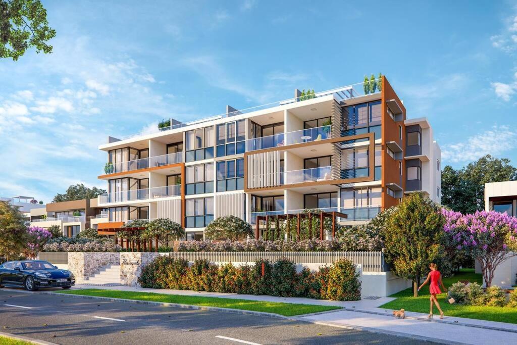 Perfectly Located 2 Bedroom Hope Island Gem... * Gold Coast